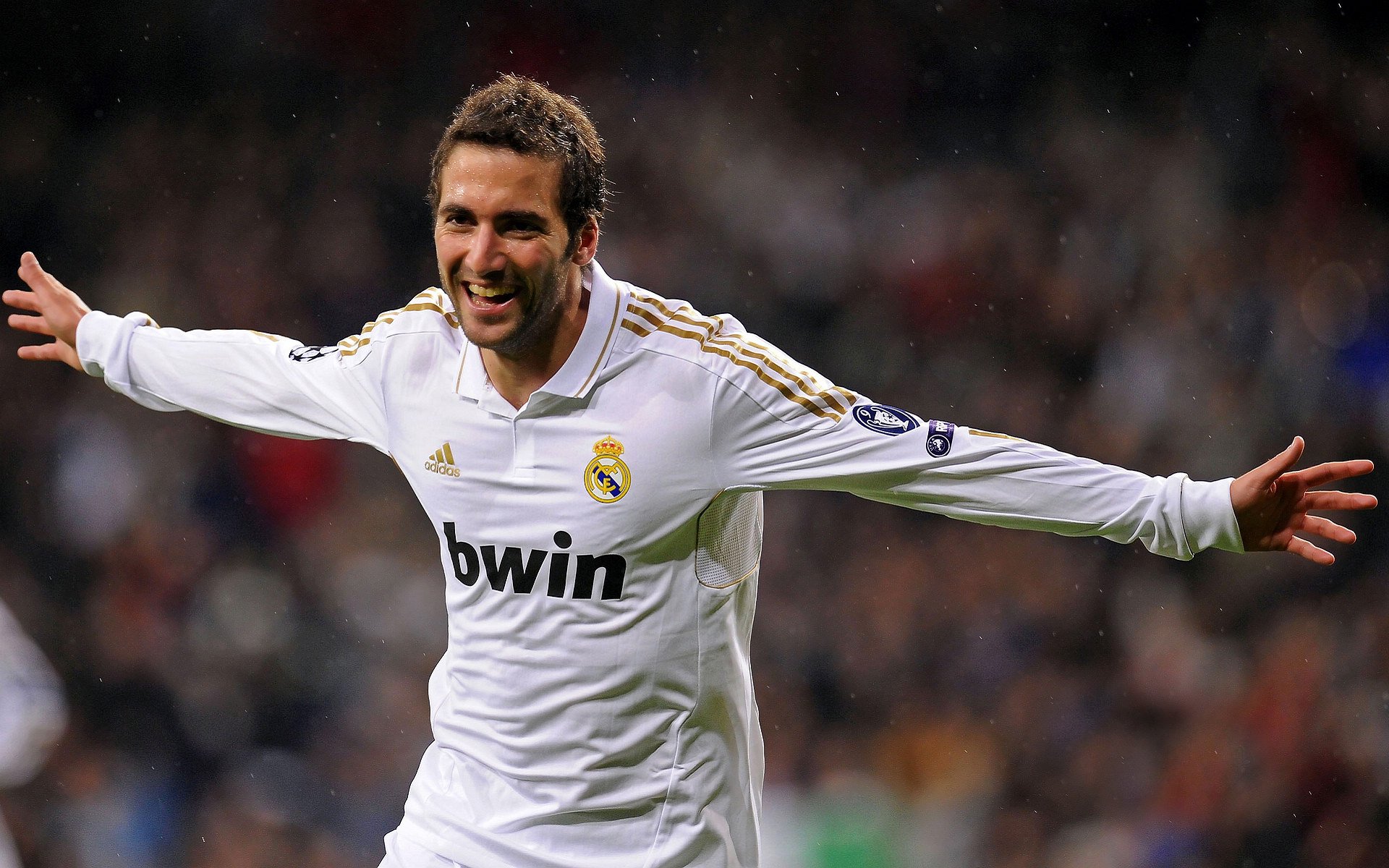 战火与赛场，乌克兰压哨绝杀背后的双重战场