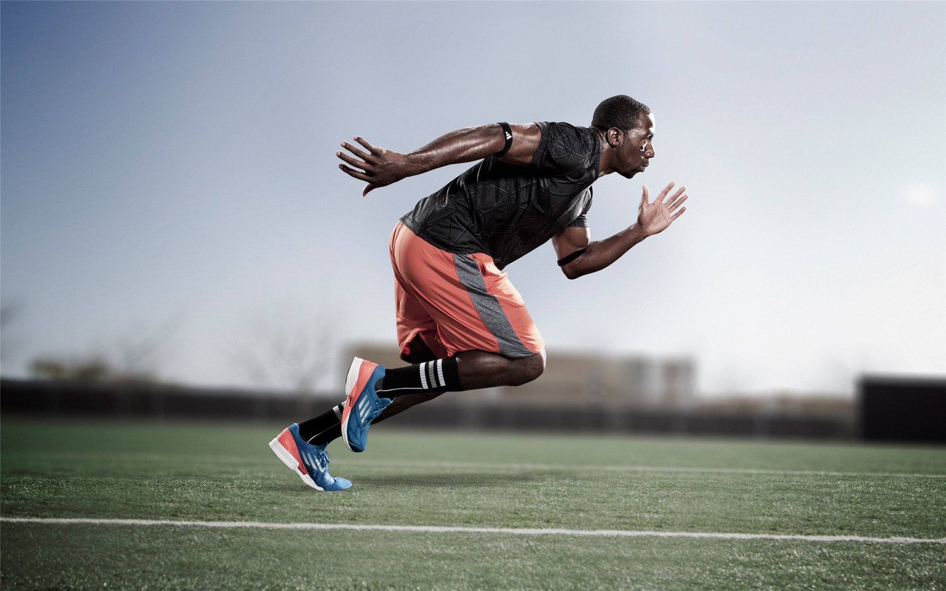 德式铁血击溃三狮军团，福登统治全场，勒沃库森力克英格兰的战术启示