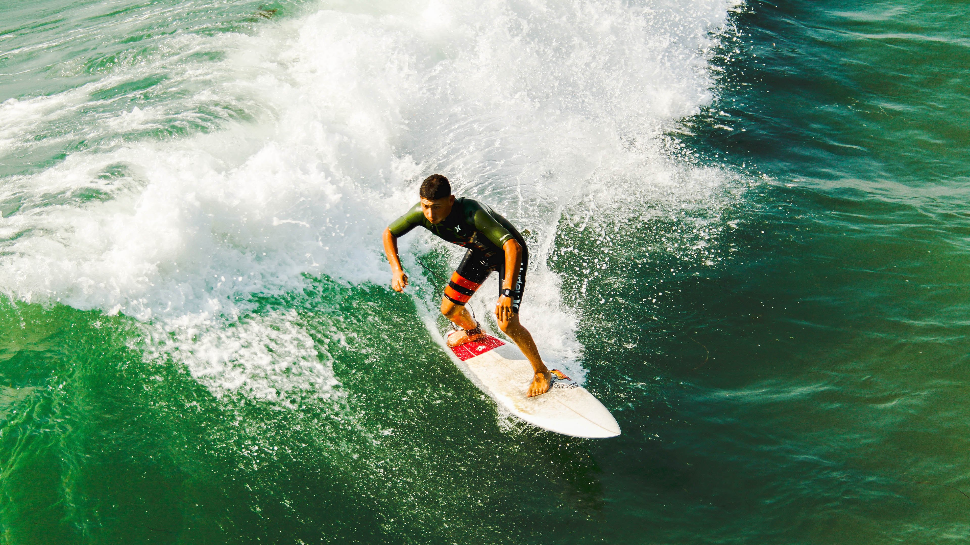 双线奇迹，梁靖崑高光闪耀，英格兰队翻盘德国队