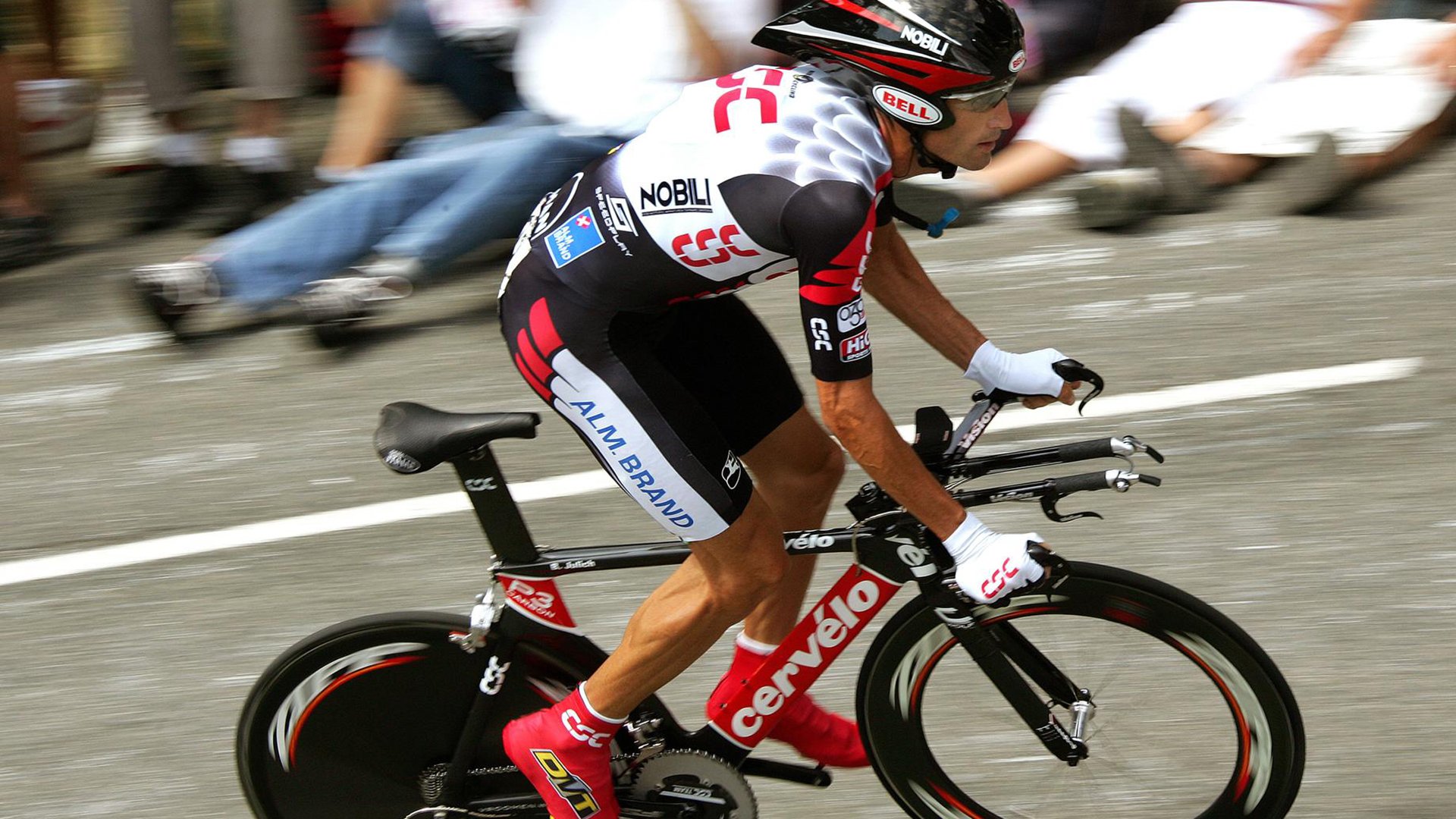 范弗利特扛起全队，湖人碾压马刺背后的战术革命